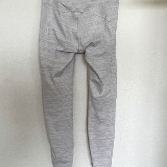 Outdoor voices warmup 7/8 legging grey oatmeal women's size small - Picture 8 of 9